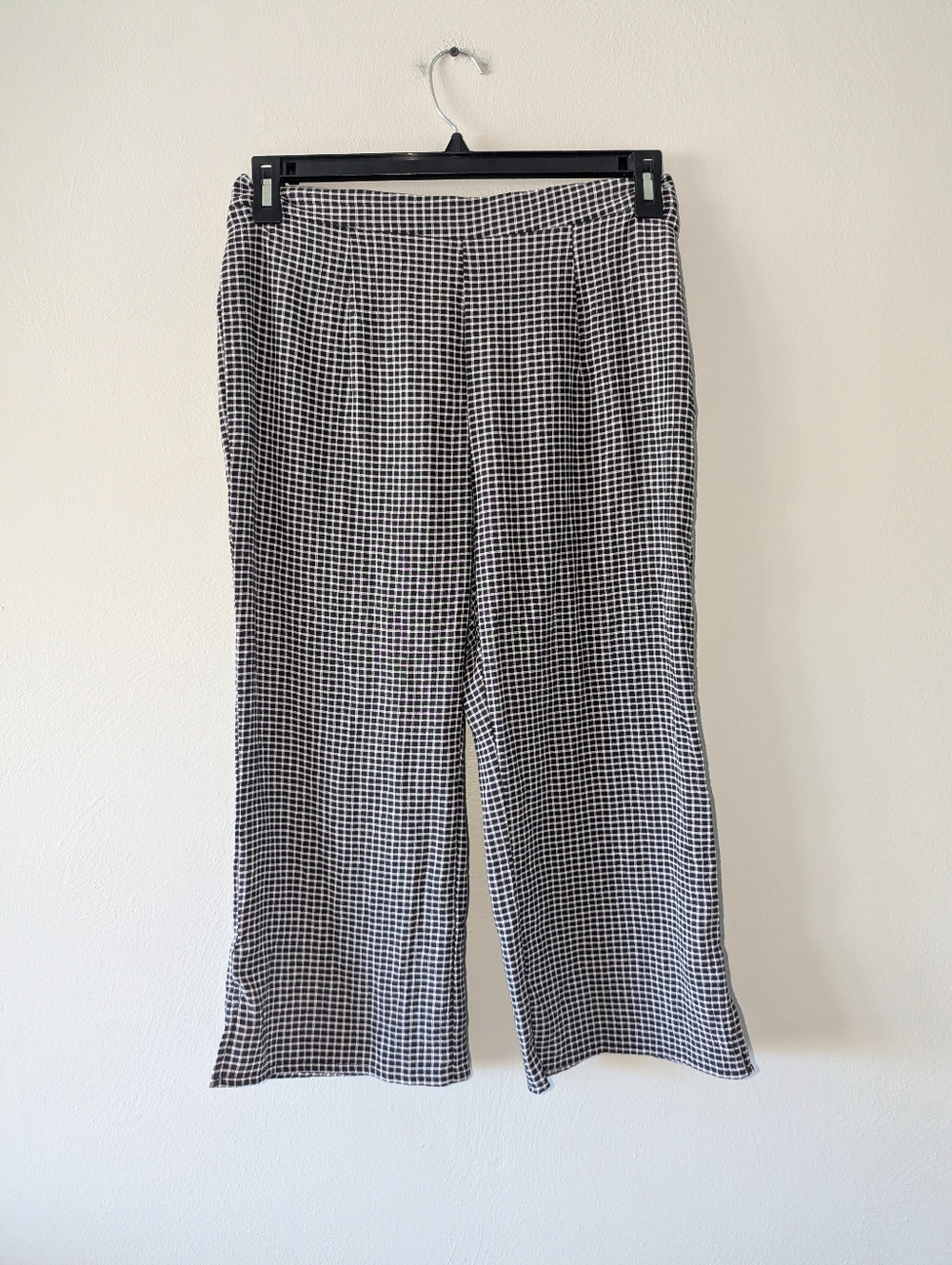 L Good Luck Gem Black Cropped Checkered Light Weight Pants